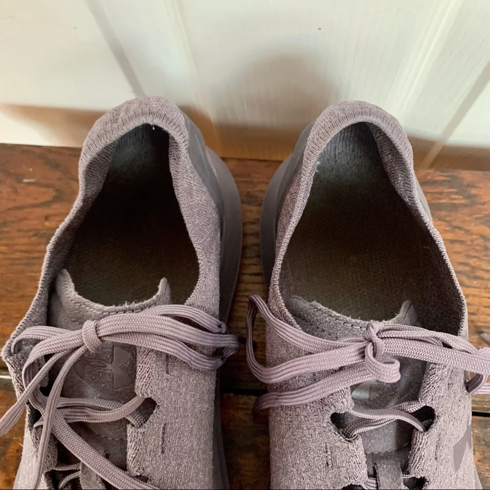 Under Armour Charged Mens Shoe - Picture 4 of 7